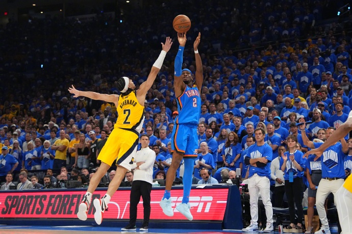 亚历山大：2025年封神，比肩传奇